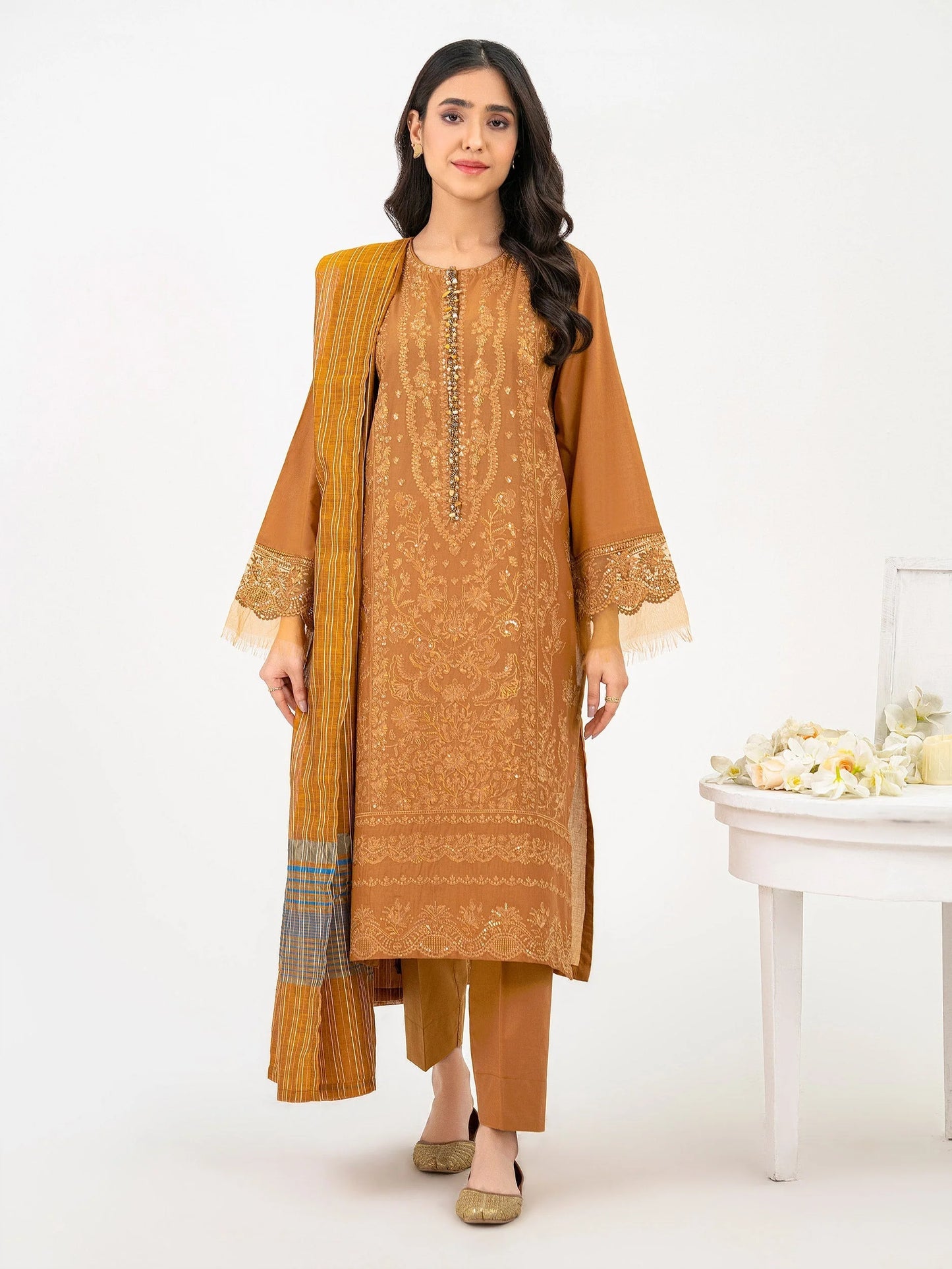 3 Piece Lawn Suit-Embroidered (Pret) By Limelight