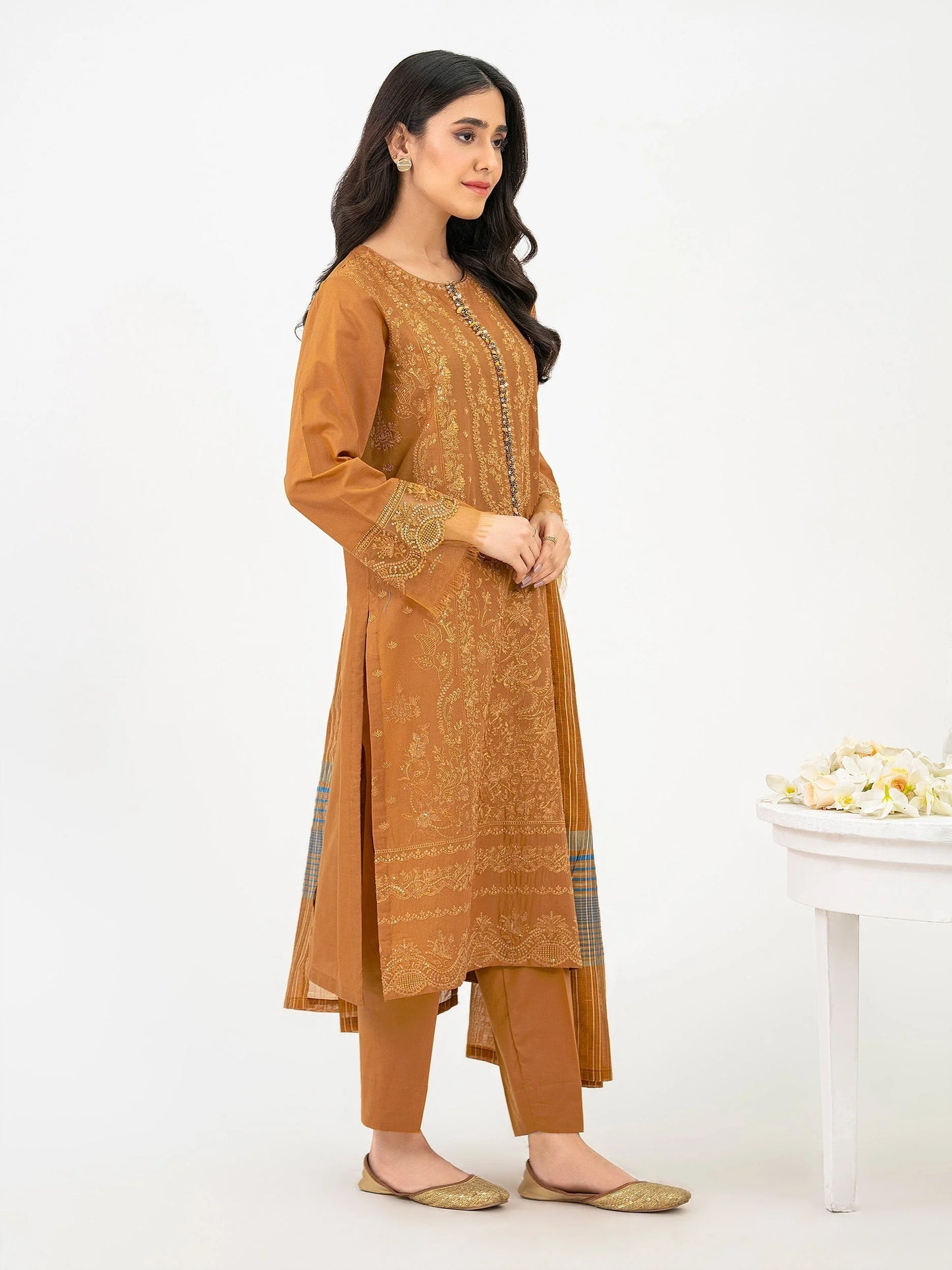 3 Piece Lawn Suit-Embroidered (Pret) By Limelight