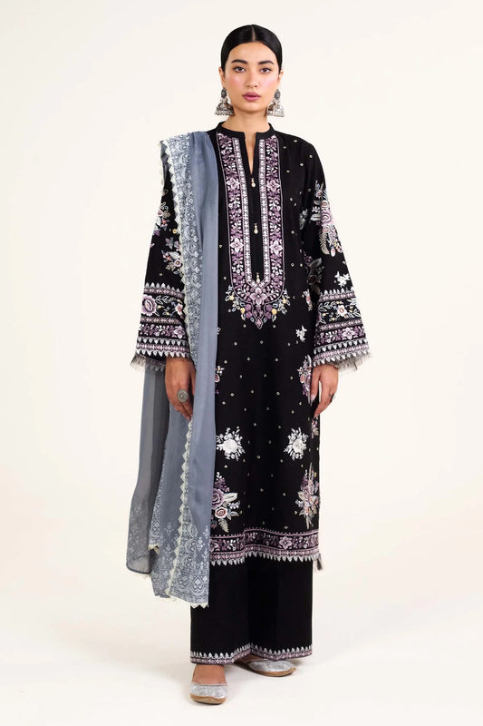 Zara Shahjahan's article is woven in traditional parsi embroidery is undeniable