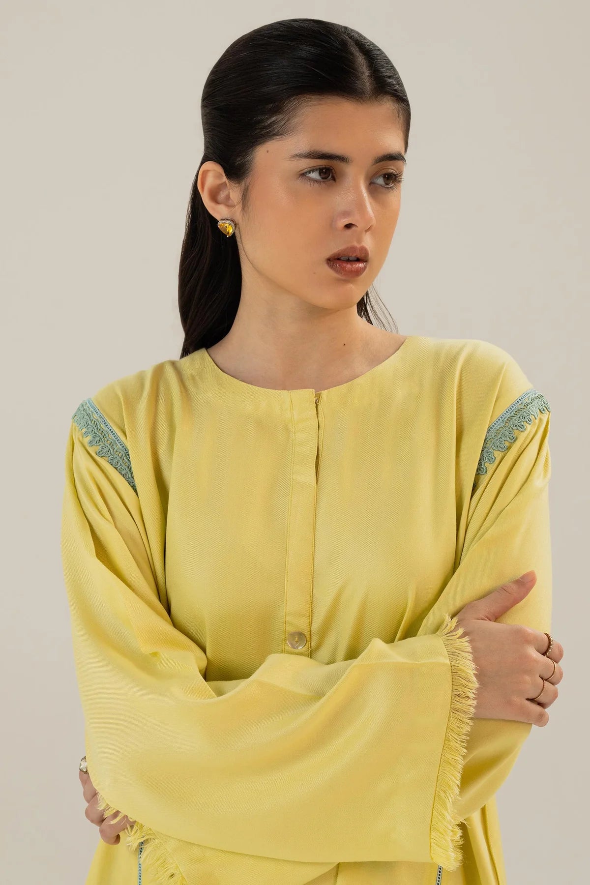 2-Piece Lime Yellow Short Loose-Fit Kurta By Zara Shahjahan